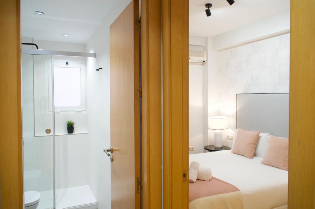 Colon & Soho By Ele Apartments Malaga Exterior photo