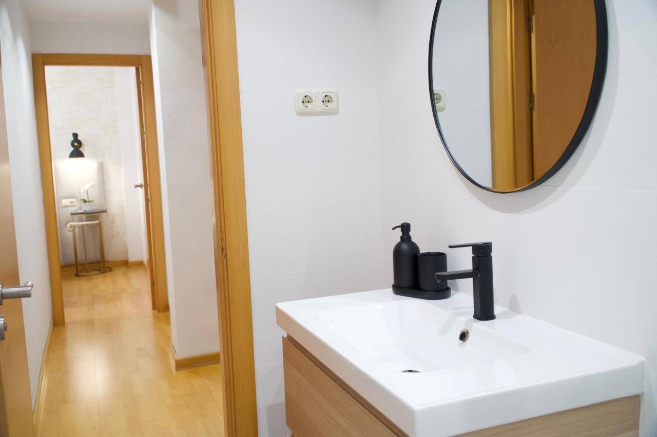 Colon & Soho By Ele Apartments Malaga Exterior photo